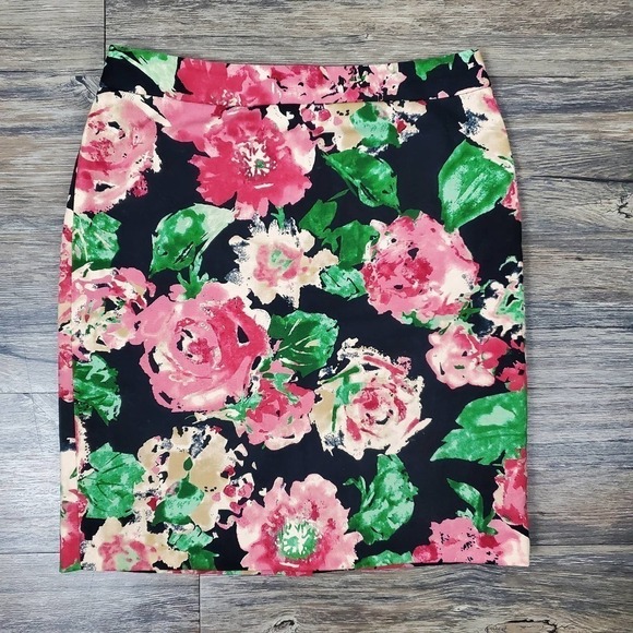 Talbots Petites Women Floral Business Casual Nature Zip Closure Skirt Size 2P - Picture 2 of 9